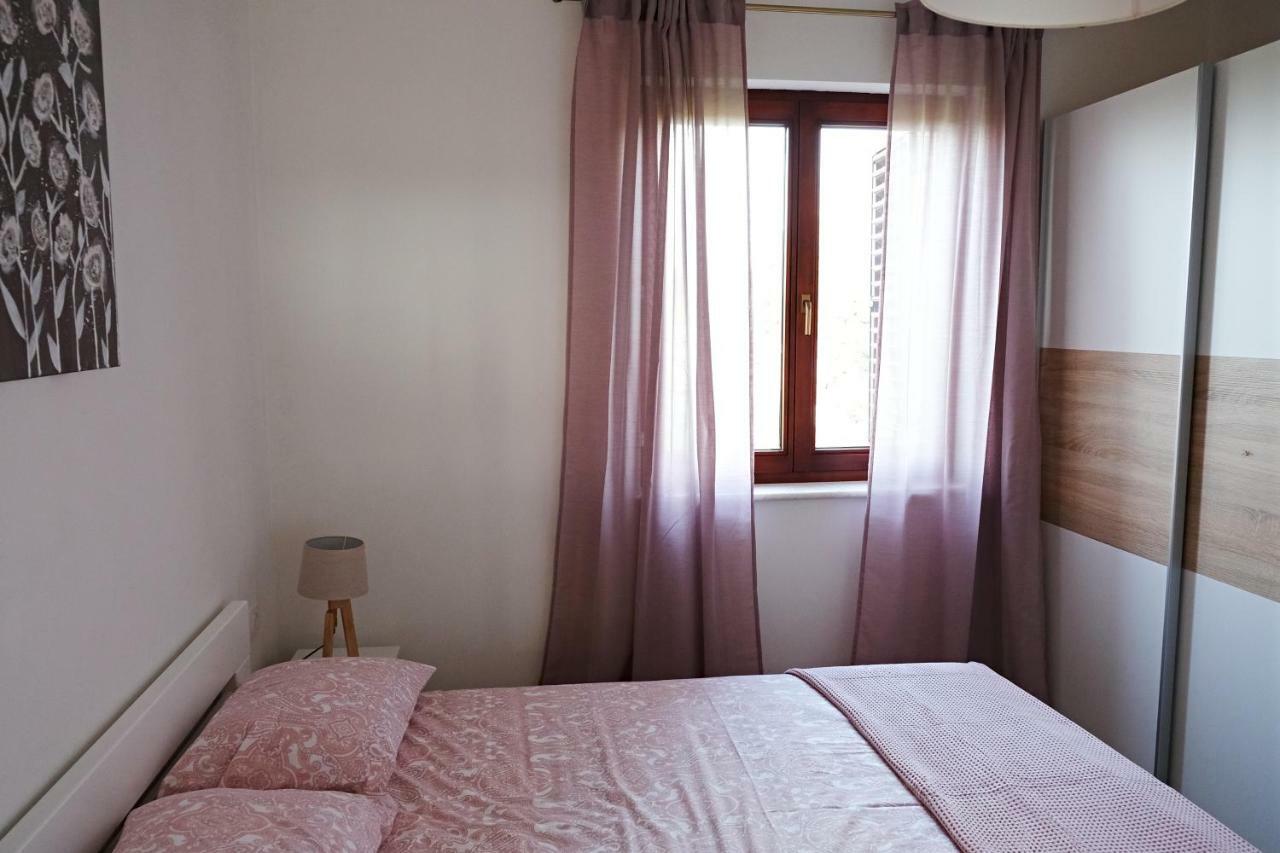 Apartment Sole Umag Exterior photo